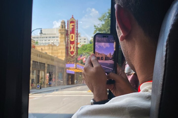 City Lights Atlanta Night-Time Bus Tour with Photos & Dinner Stop