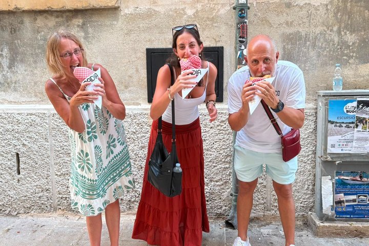 Street Food Tour of Monopoli
