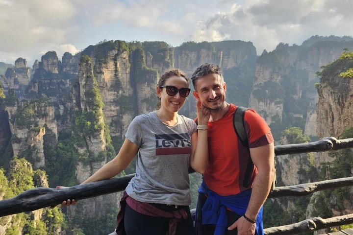 Zhangjiajie 2-Day Private Tour: Avatar Mountains & Glass Bridge