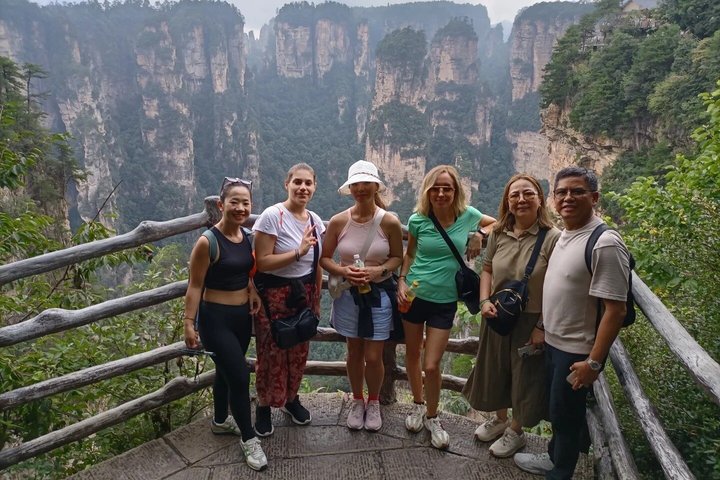 Zhangjiajie 2-Day Private Tour: Avatar Mountains & Glass Bridge