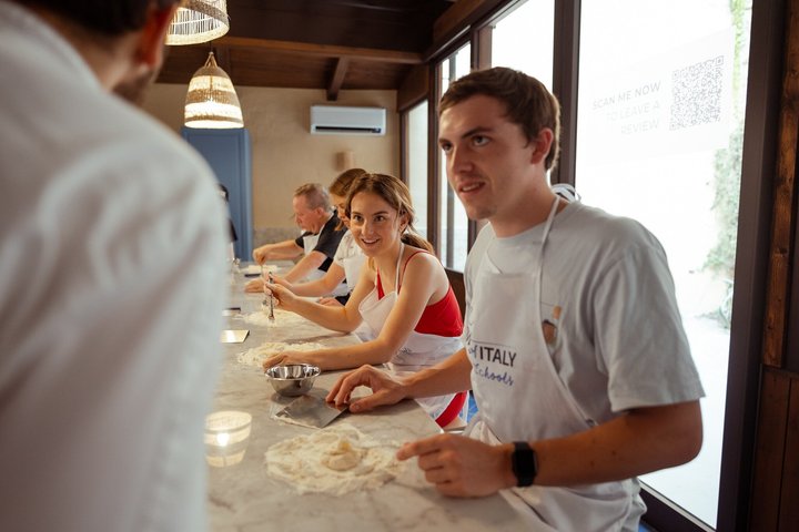 Palermo Pizza & Gelato Cooking Class with Meal & Wine
