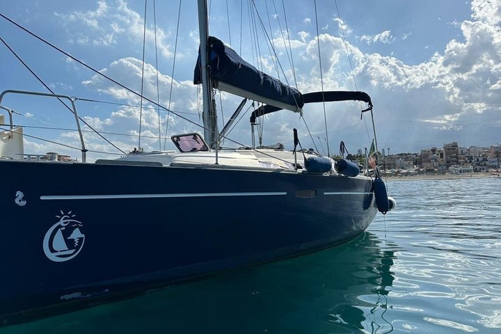 Sailing Tour Taormina Bay