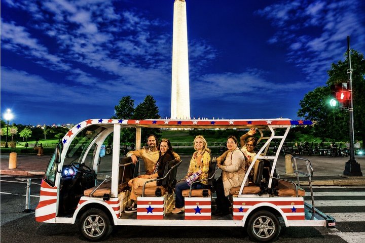 Washington DC's Monuments & US History Guided E-Cart Tour
