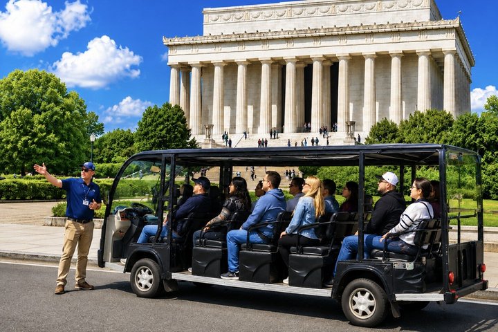 Washington DC's Monuments & US History Guided E-Cart Tour