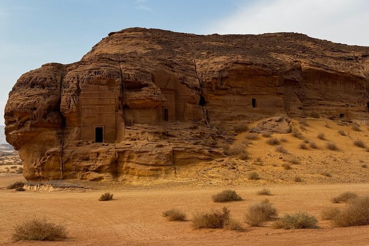 Full-Day Tour from Tabuk: Split Rock of Horeb & Mount Sinai