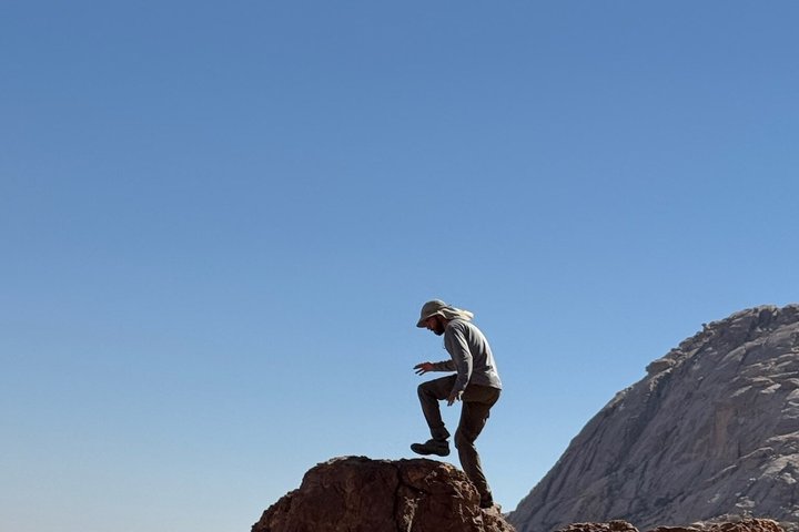 Full-Day Tour from Tabuk: Split Rock of Horeb & Mount Sinai