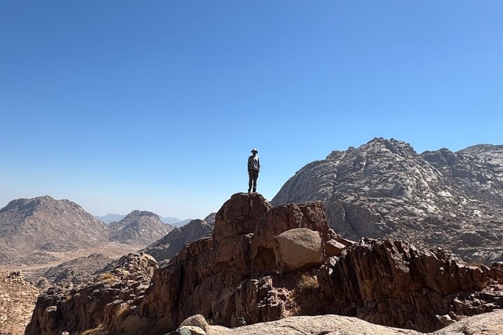 Elijah’s Cave Climb & Hike with Sinai Altar