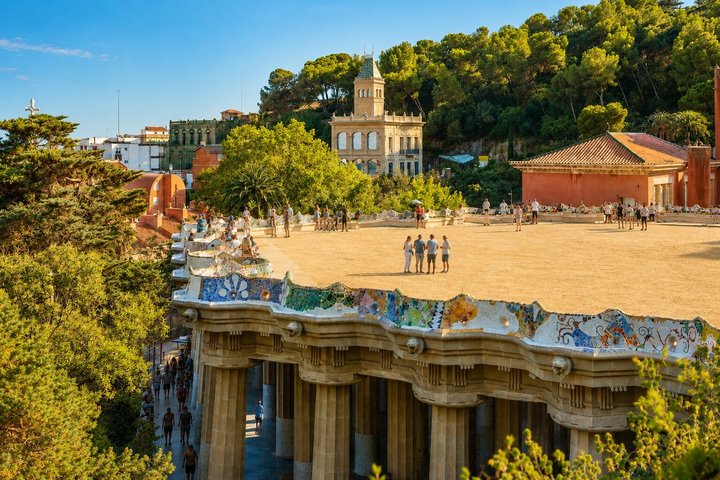Park Guell Skip-the-Line Guided Tour in Barcelona