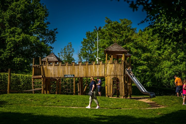 Bunratty Castle and Folk Park Admission Ticket