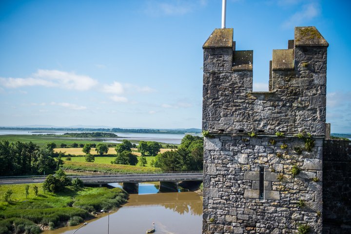 Bunratty Castle and Folk Park Admission Ticket