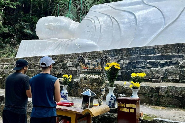 Mui Ne/Phan Thiet: Ta Cu Mountain with Cable Car & Lying Buddha