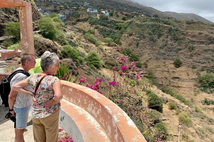 Full day tour of the island with lunch in Mosteiros