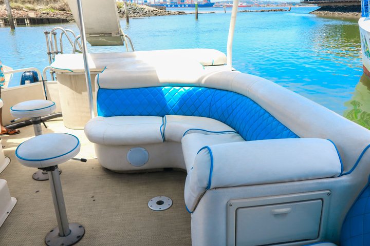 Luxury Harbour Ocean Boat Cruise