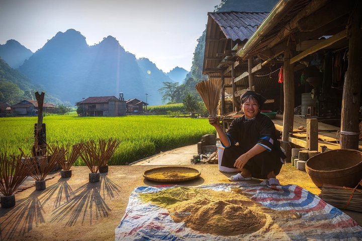 Cao Bang Loop: 2-Day Ban Gioc Waterfall & Local Experiences
