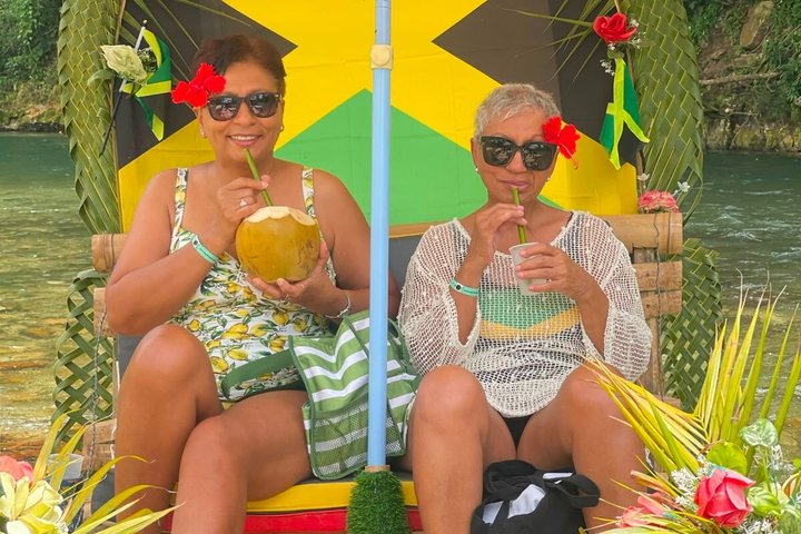 Jamaica Bamboo Rafting Experience with Lime Stone Massage