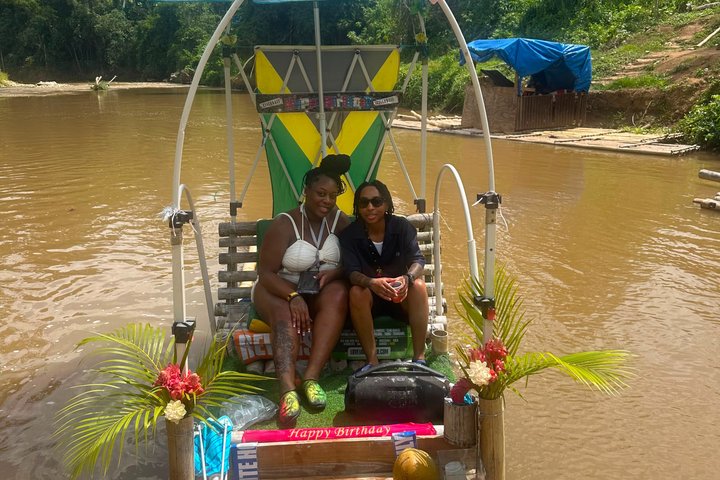 Jamaica Bamboo Rafting Experience with Lime Stone Massage