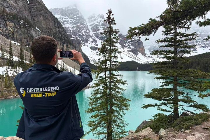 Lake Louise Moraine Lake Day Trip from Banff Calgary Canmore