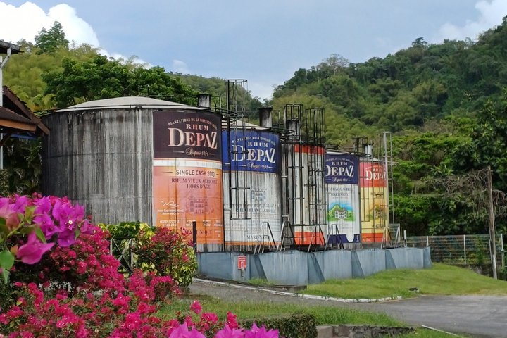 Tour to discover the lush North and waterfalls