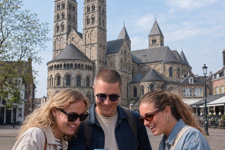 Roermond Self Guided Sherlock Holmes Murder Mystery Game