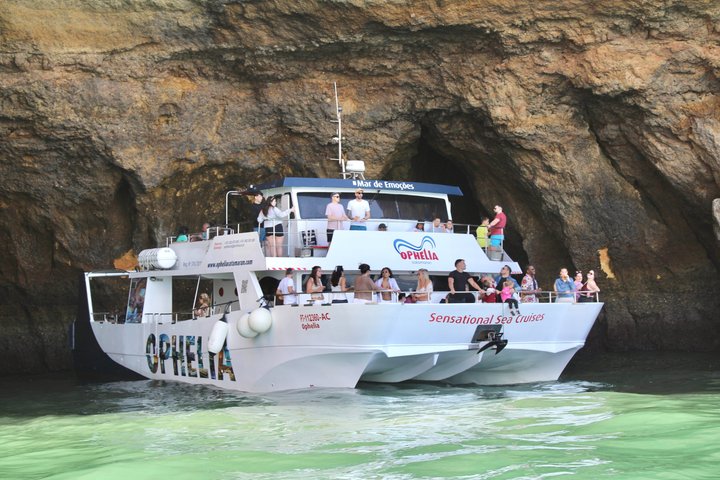 Benagil Boat Trip with Lunch, Open Bar & Fun Water Activities