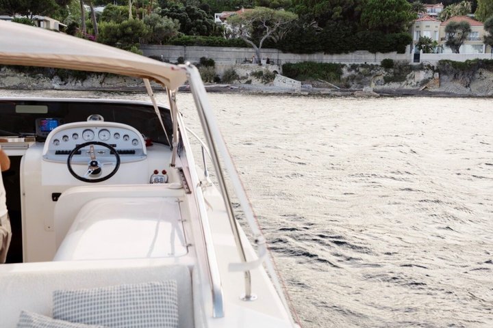 Private Luxury Boat Tour on an Exclusive Day-Cruiser Nice/Monaco