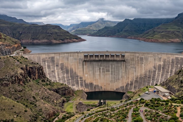 Private Walking Tour to Katse Dam