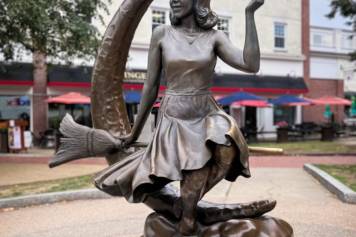 Salem Witch Trials, Ghosts and History Walking Tour