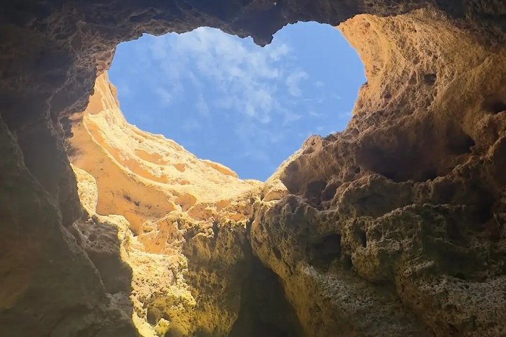 Boat trip to the caves of Benagil