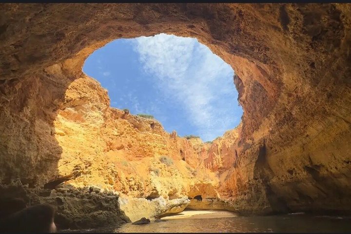Boat trip to the caves of Benagil