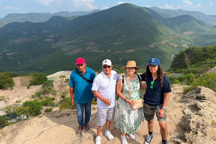 Hierve el Agua,Arbol Del Tule,Mitla,Mezcal and Teotitlan del valle