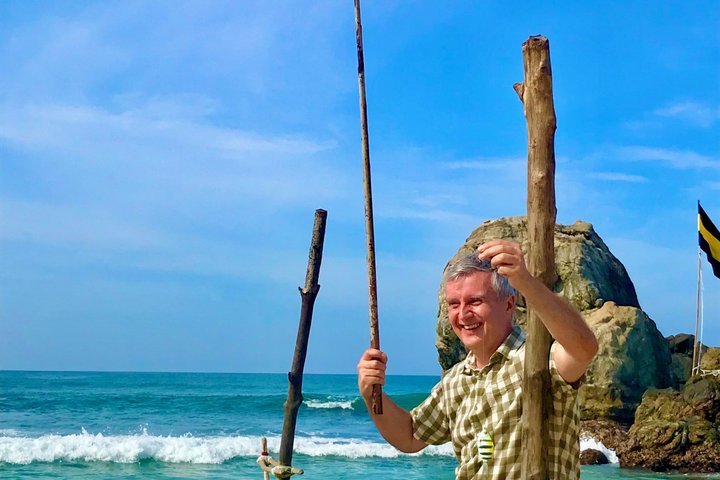 Galle Day Trip with Stilt Fishing & Turtle Hatchery