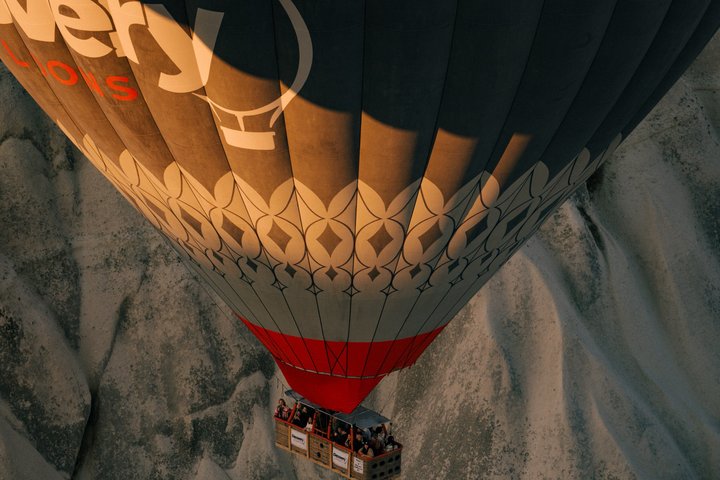 Cappadocia Sunrise Hot Air Balloon Flight / Discovery Balloons