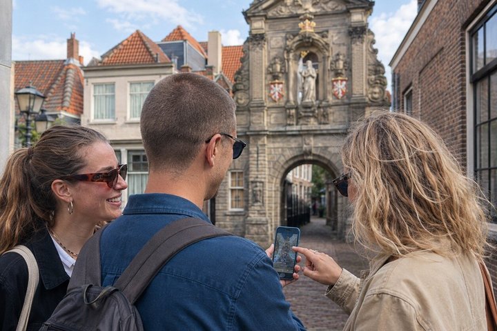 Gouda Self Guided Sherlock Holmes Murder Mystery Game