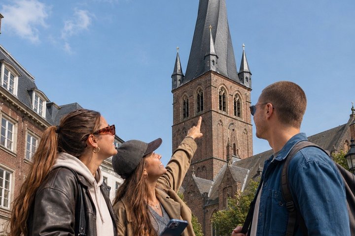 Dusseldorf Self Guided Sherlock Holmes Murder Mystery Game