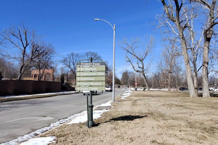 Forest Park E-Bike Tour with Optional Saint Louis Zoo Visit