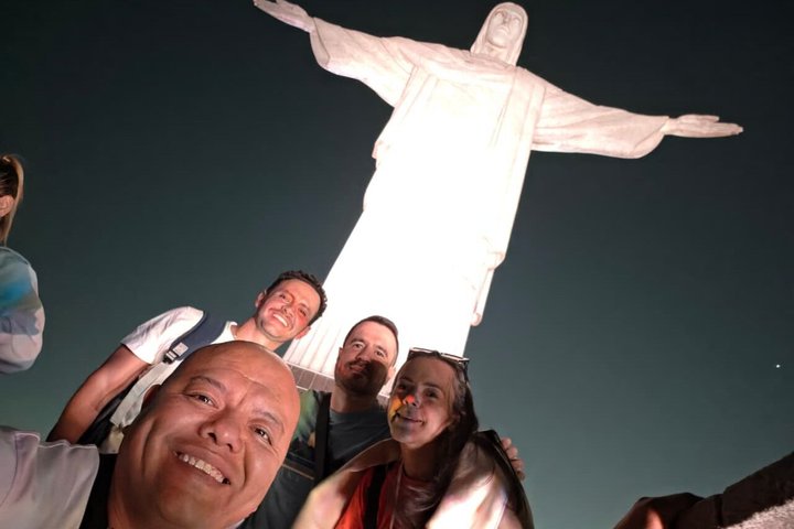 Private Rio Tour: Christ the Redeemer & Sugar Loaf Essentials