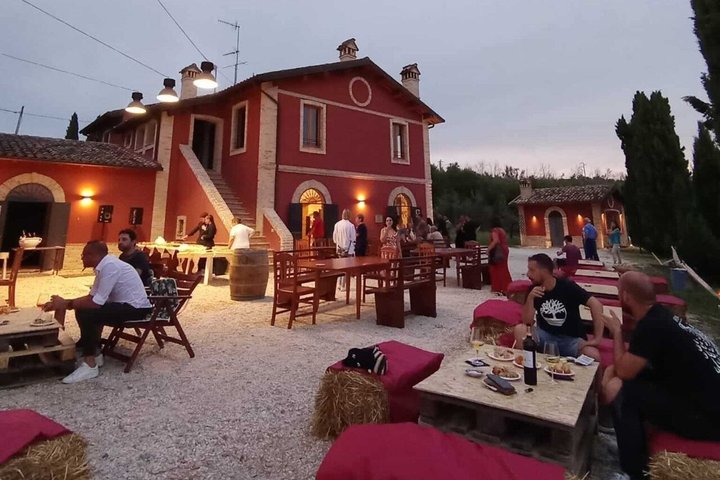 Wine & Local Flavors Tour with Tasting at Cantina D’Erasmo