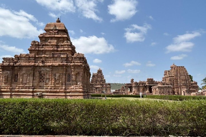 Hampi/Chitradurga/Badami/Aihole/Pattadkal from Bangalore in 3days