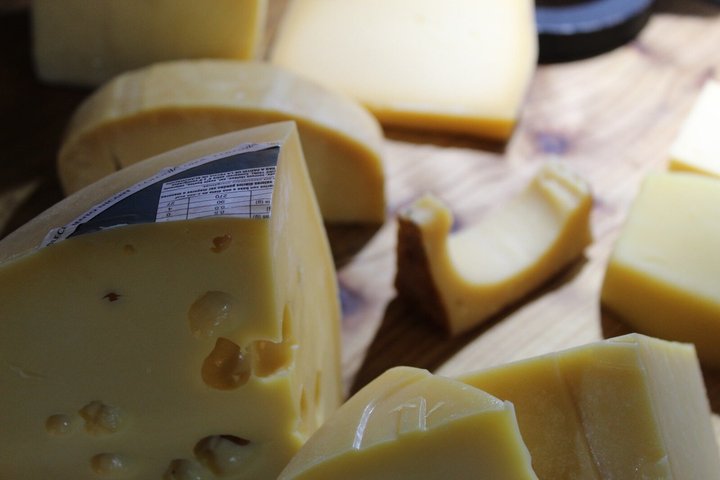Wine and Cheese Tasting in Colonia del Sacramento