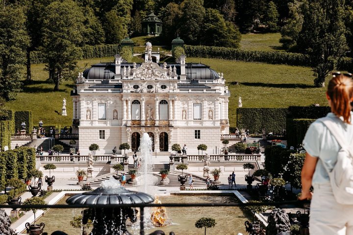 Neuschwanstein Castle and Linderhof Day Tour from Munich