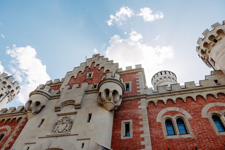 Neuschwanstein Castle and Linderhof Day Tour from Munich