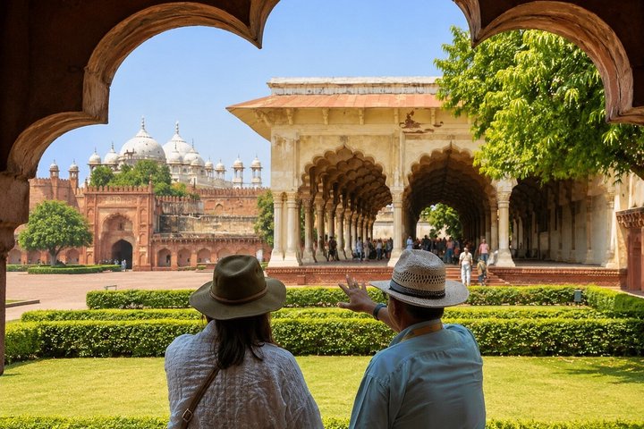 Private 3-Day Taj Mahal Shore Excursion with Flights & Hotels