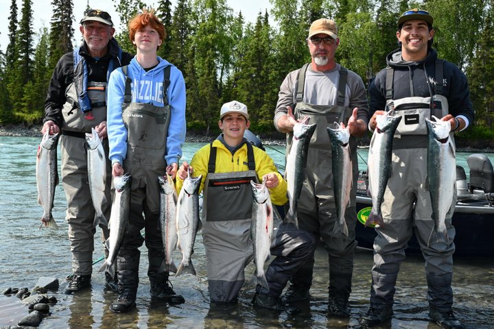 6 Hours Day Guided Fishing Charter on Kenai River