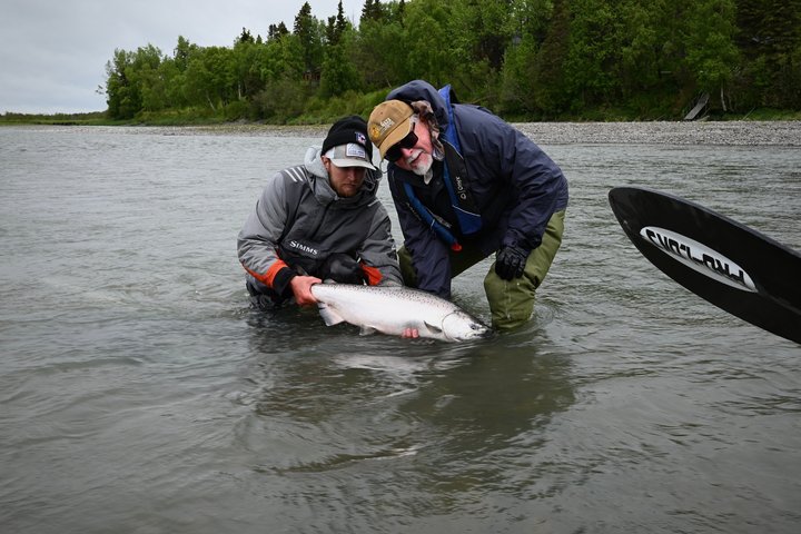 6 Hours Day Guided Fishing Charter on Kenai River