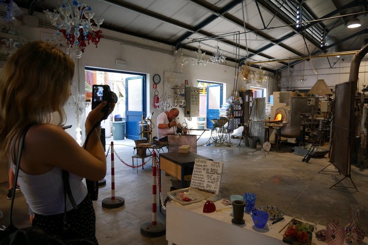 Murano & Burano Islands Guided Small-Group Tour by Private Boat