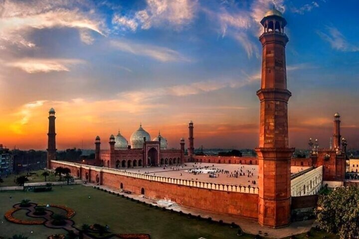 Private 2-Day Lahore Heritage, Culture & Sightseeing Tour