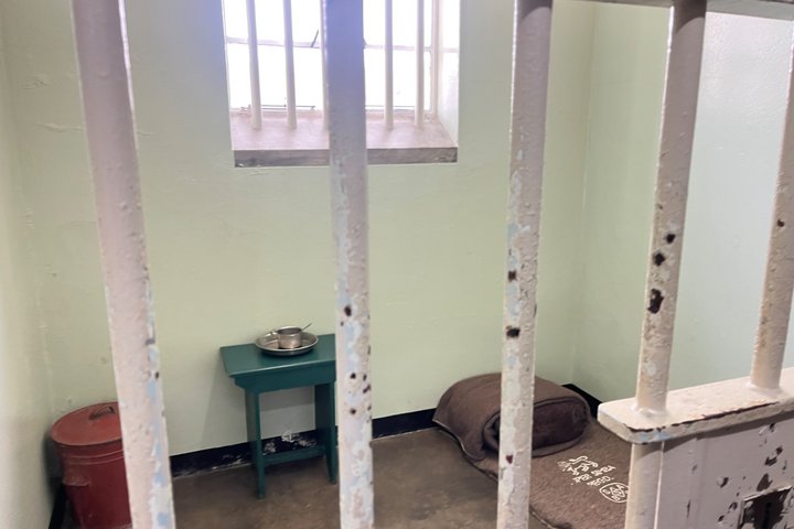 Robben Island Half Day Tour with Pre-Booked Ticket from Cape Town