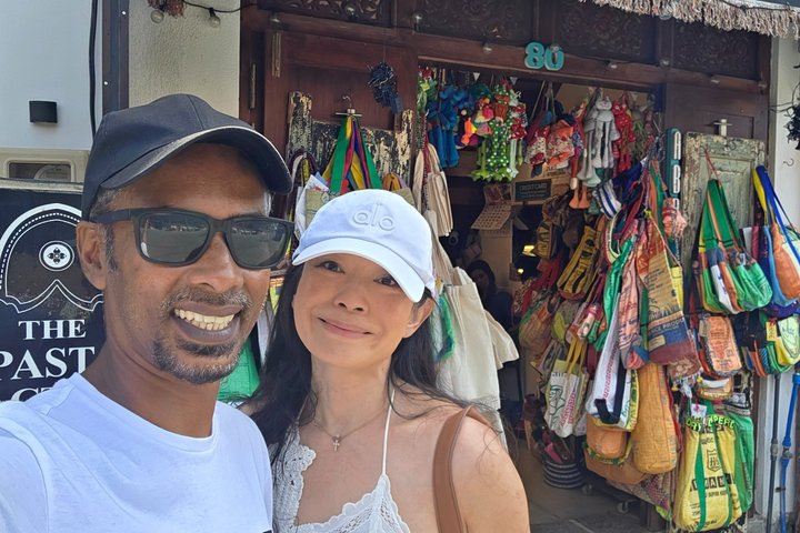 Galle Fort Walking Tour with a Resident