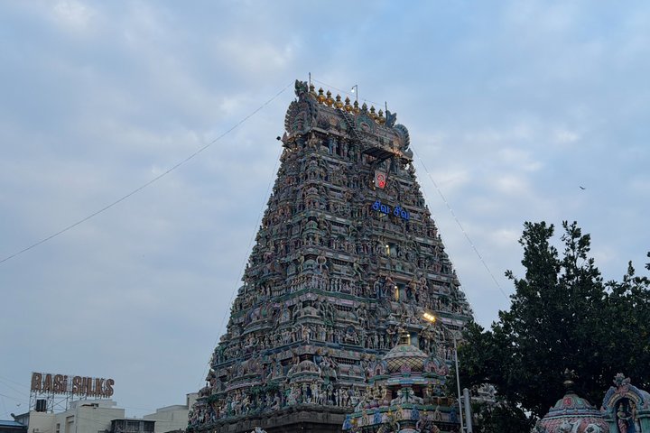Total Chennai city tour in Private car with guide & lunch by Wonder tours