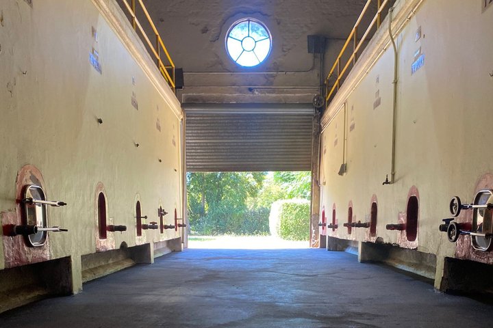 Montevideo Bodega Santa Rosa : tour - Tasting - Lunch